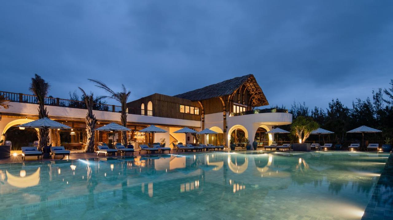 Stelia Beach Resort Туїхоа Екстер'єр фото