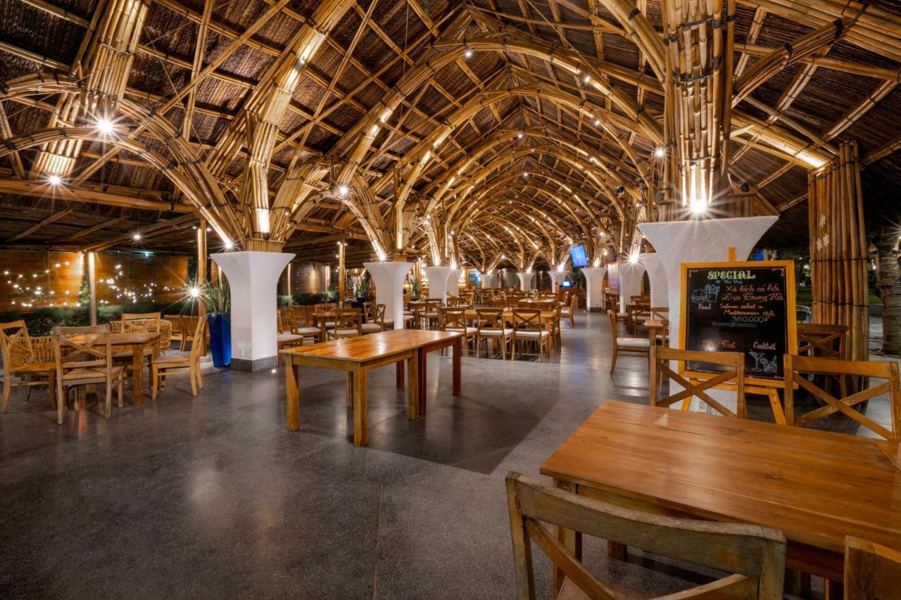 Stelia Beach Resort Туїхоа Екстер'єр фото
