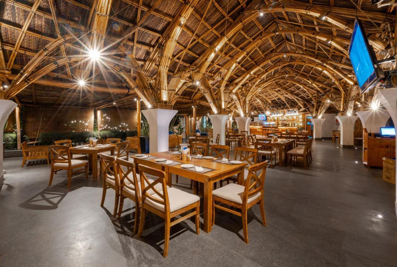 Stelia Beach Resort Туїхоа Екстер'єр фото